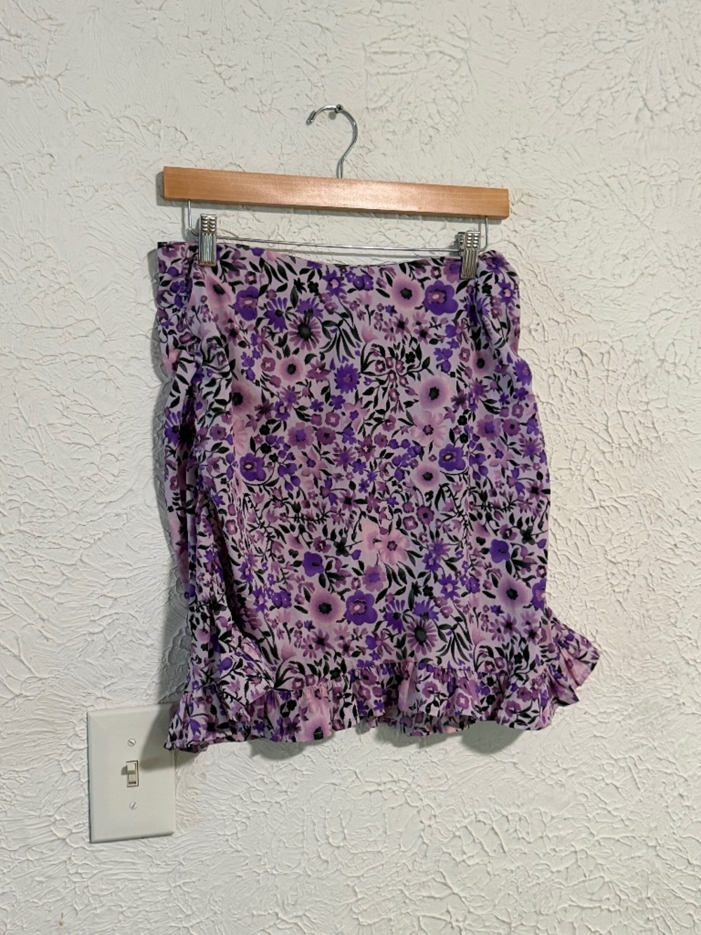 Boohoo Size 8 Purple Floral Ruffle Midi Skirt Wrap Style Cottagecore